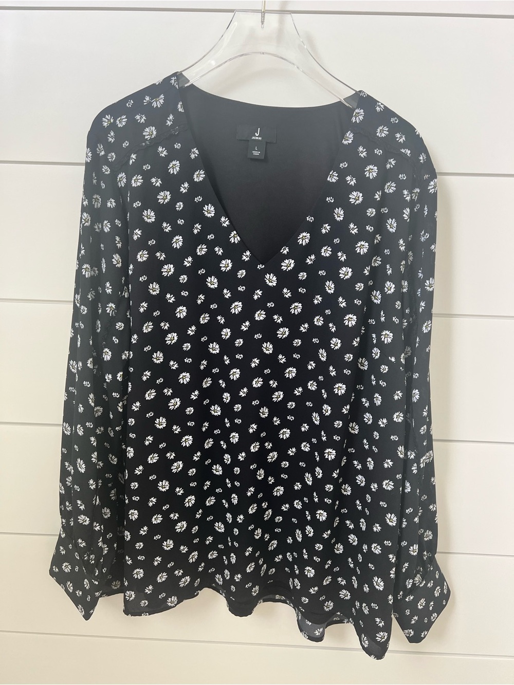 Lined Black Floral V-Neck Long-Sleeve Blouse